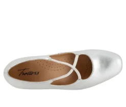 Women's Trotters Demi Pumps