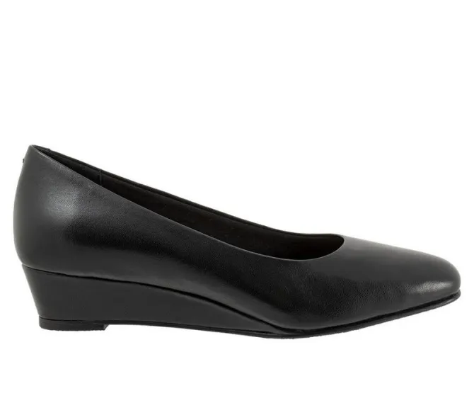 Women's Trotters Denisse Wedges
