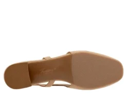Women's Trotters Dottie Pumps