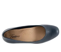 Women's Trotters Dream Pumps