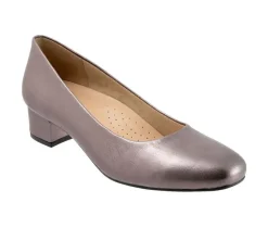 Women's Trotters Dream Pumps