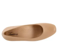Women's Trotters Dream Pumps