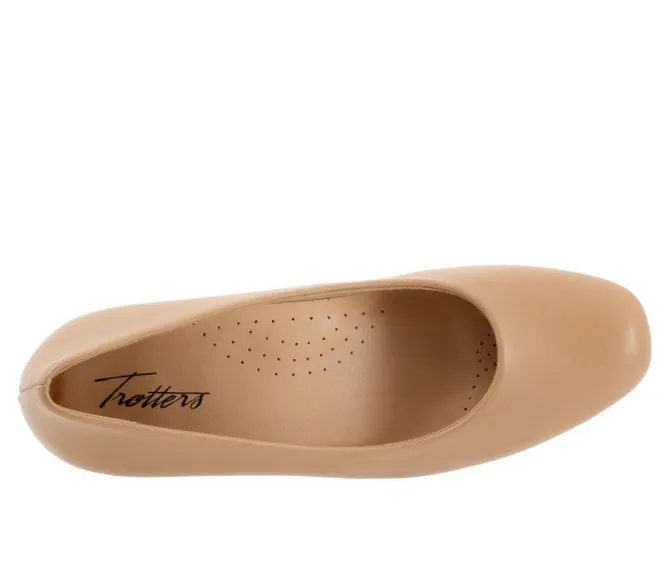 Women's Trotters Dream Pumps