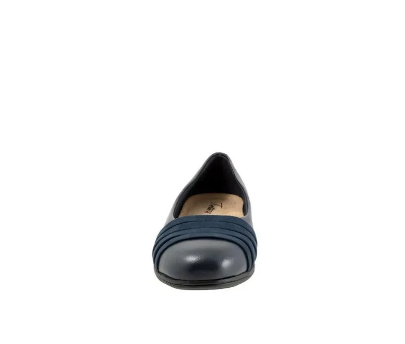 Women's Trotters Drew Flats