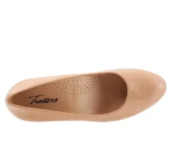 Women's Trotters Fab Pumps