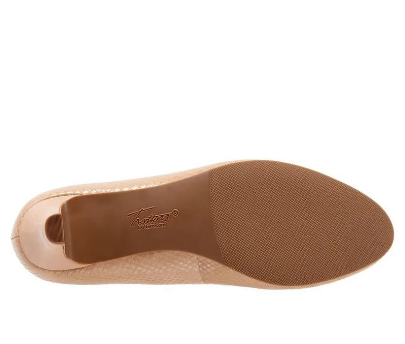 Women's Trotters Fab Pumps