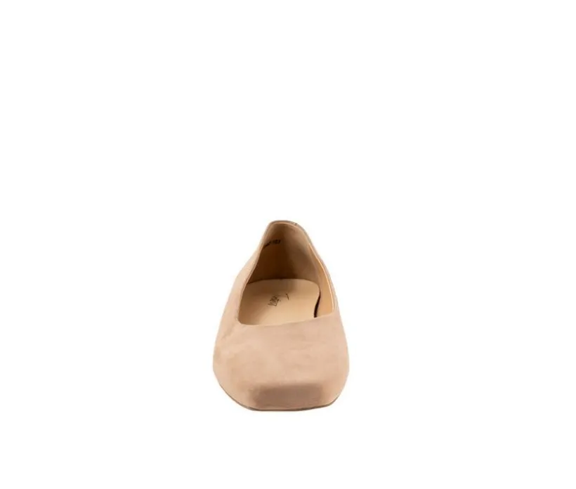 Women's Trotters Honor Flats