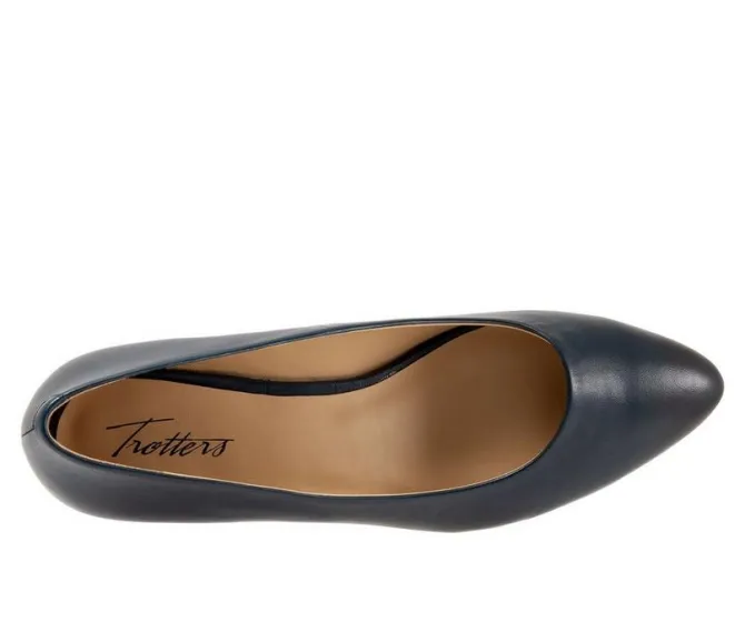 Women's Trotters Jewel Pumps