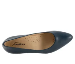 Women's Trotters Kate Pumps