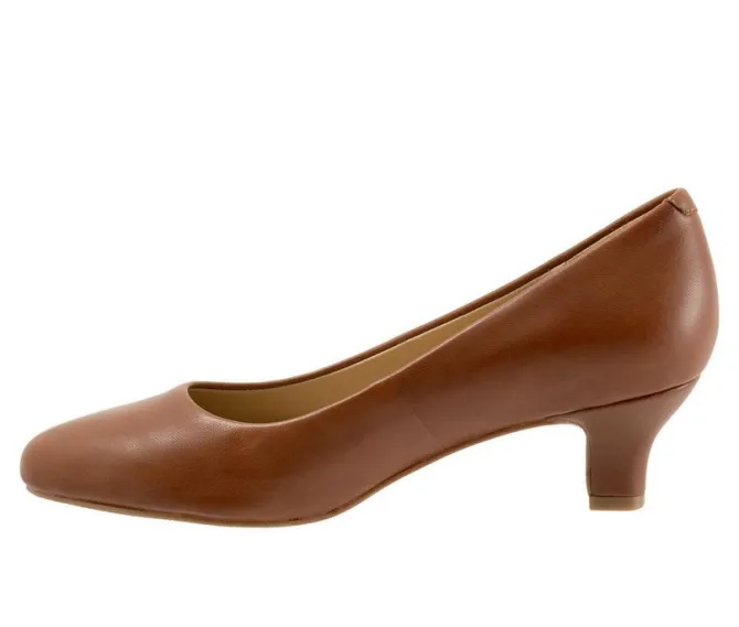 Women's Trotters Kate Pumps