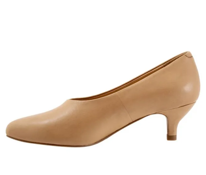 Women's Trotters Kimber Pumps