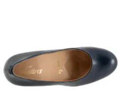 Women's Trotters Lanay Pumps