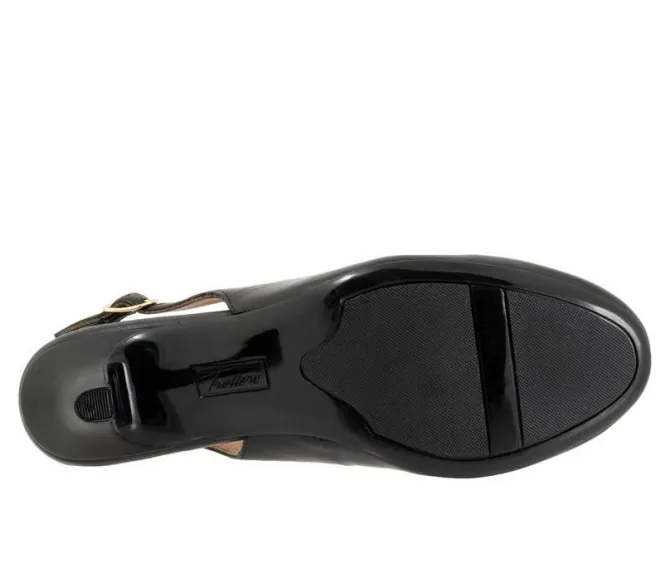 Women's Trotters Lexi Pumps