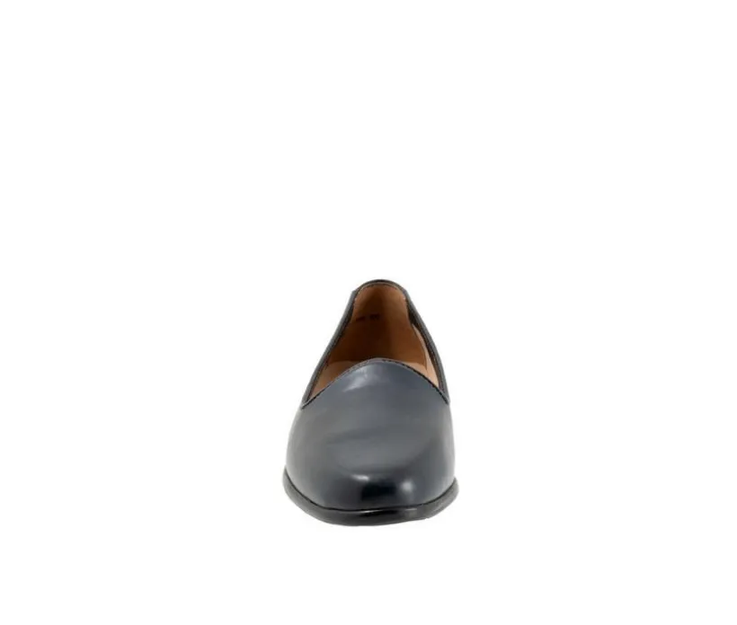 Women's Trotters Liz Lux Flats