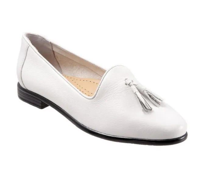 Women's Trotters Liz Tassel Loafers