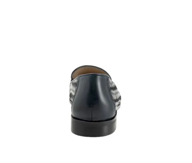 Women's Trotters Lyric Loafers