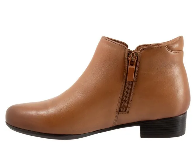 Women's Trotters Major Booties