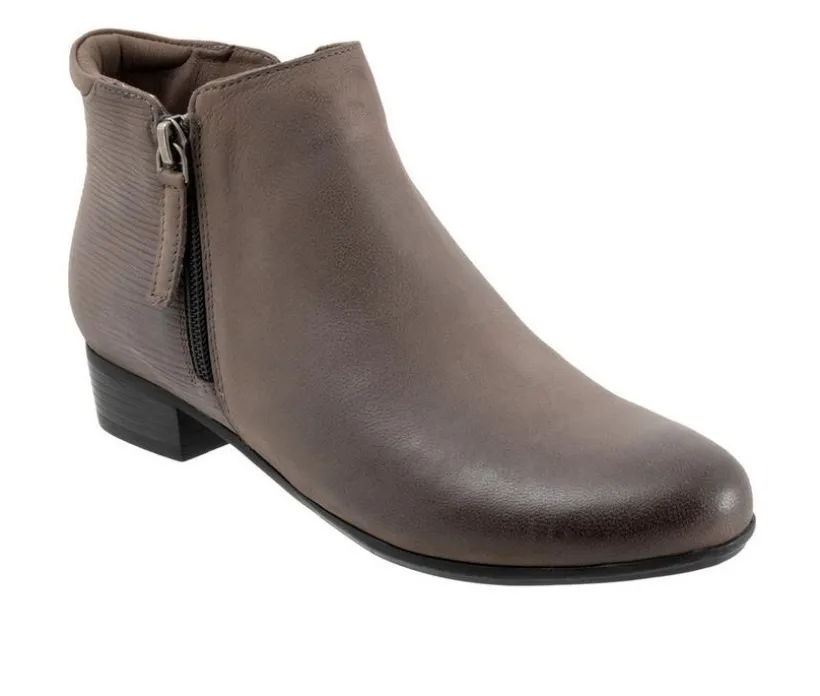 Women's Trotters Major Embossed Booties
