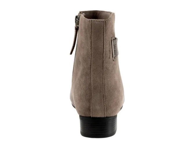 Women's Trotters Maxwell Booties