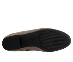 Women's Trotters Maxwell Booties