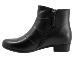 Women's Trotters Mila Booties