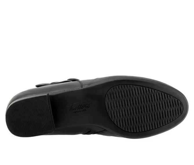 Women's Trotters Mila Booties