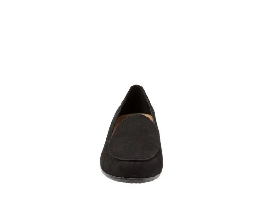 Women's Trotters Monarch Pumps