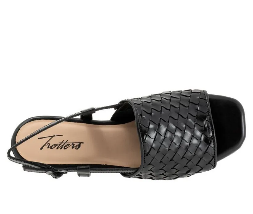 Women's Trotters Nola Sandals