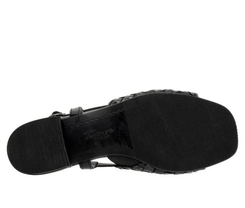 Women's Trotters Nola Sandals