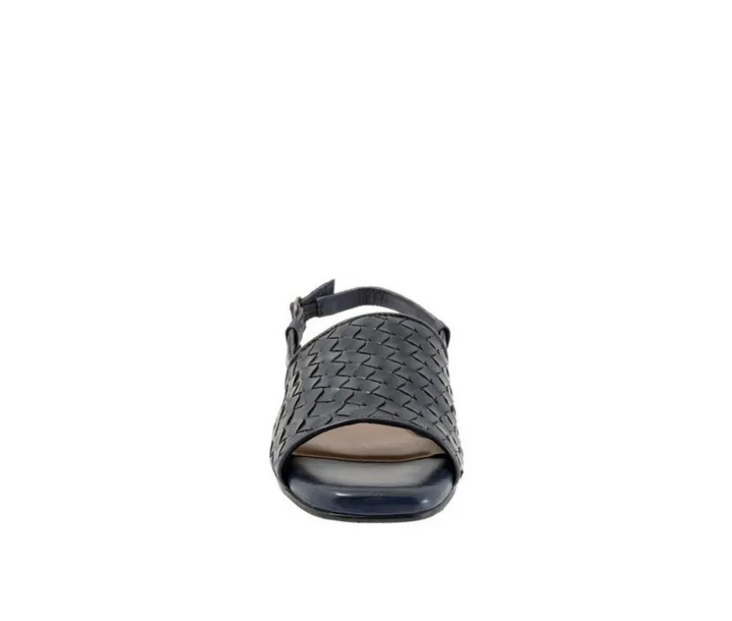 Women's Trotters Nola Sandals