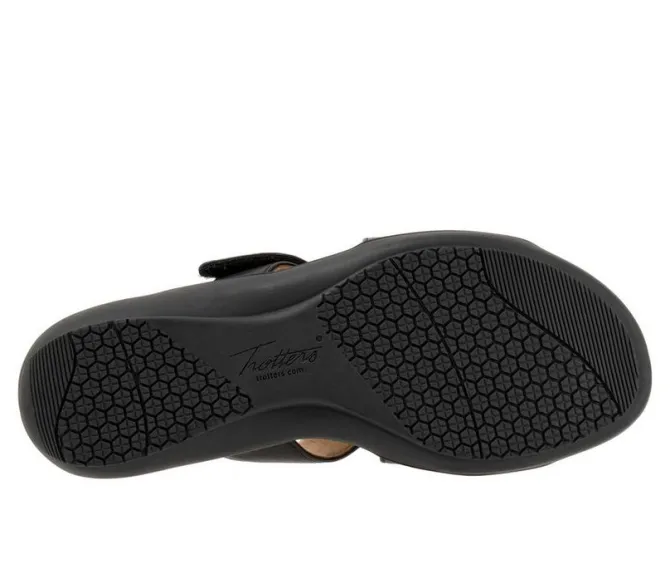Women's Trotters Roxine Sandals