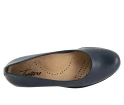 Women's Trotters Rozalin Low Heel Pumps
