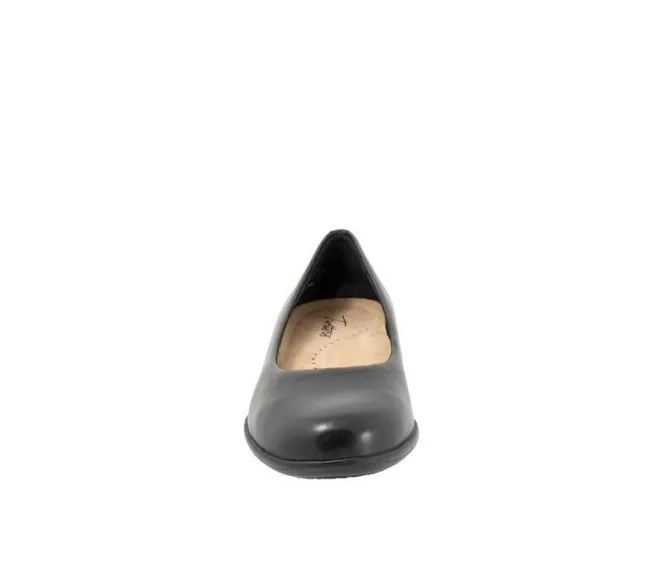 Women's Trotters Rozalin Low Heel Pumps