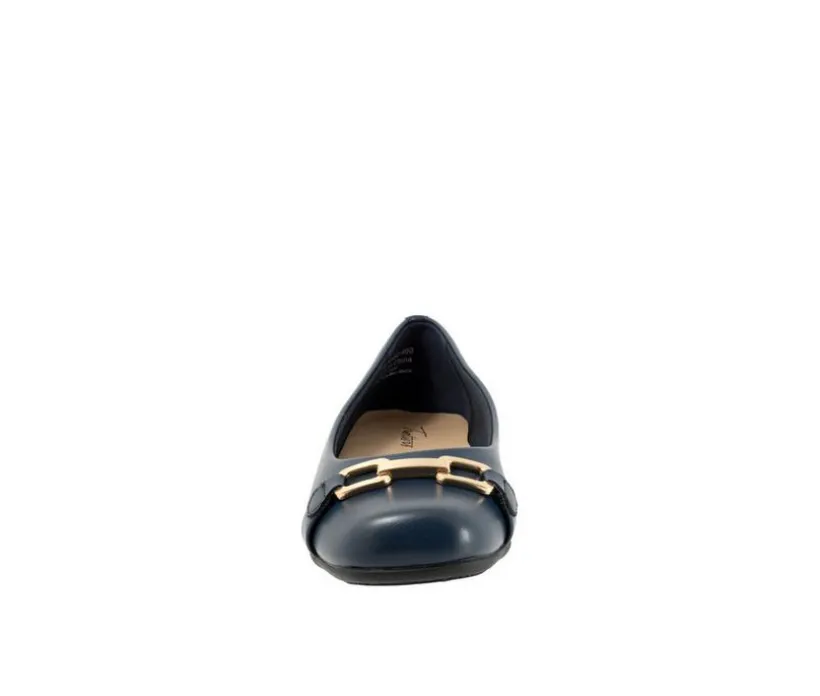 Women's Trotters Sadie Flats
