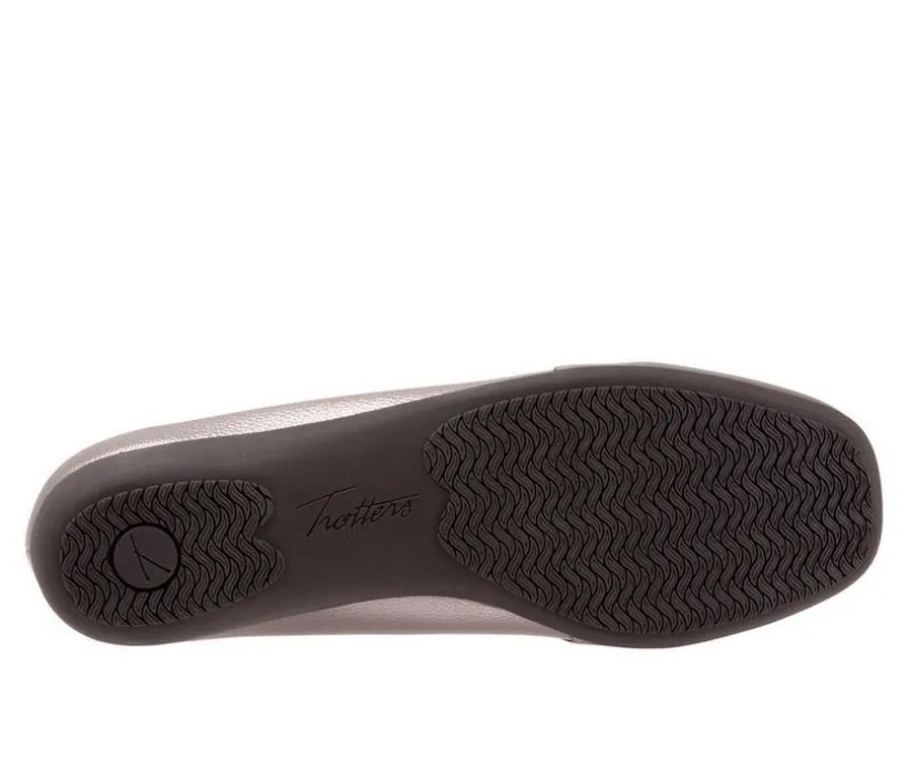 Women's Trotters Sage Flats