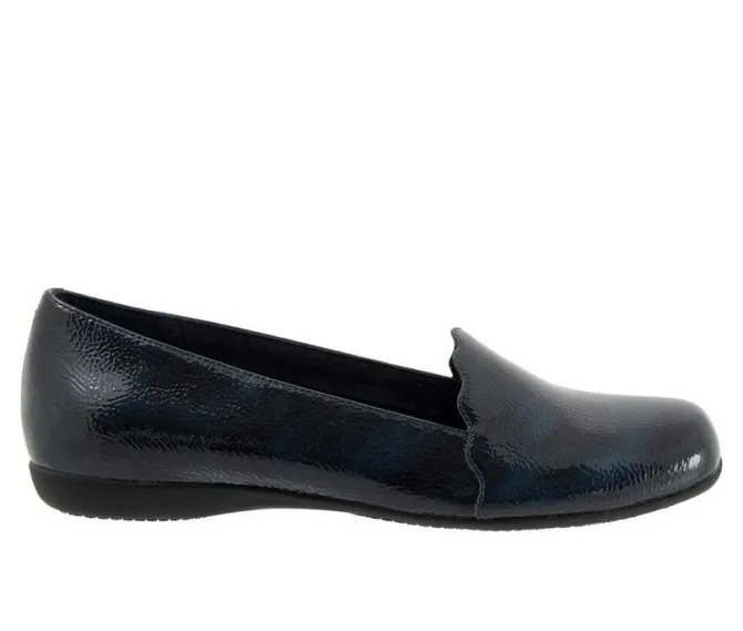 Women's Trotters Sage Flats