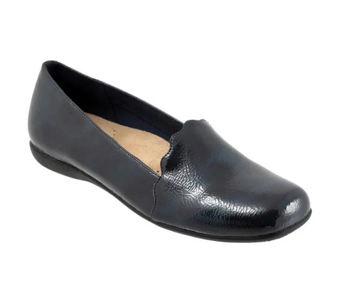Women's Trotters Sage Flats