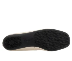 Women's Trotters Samantha Flats