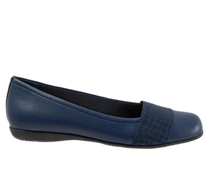 Women's Trotters Samantha Flats