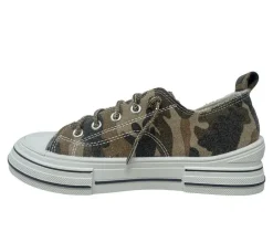 Women's Very G Aman Camo Sneakers