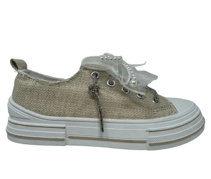 Women's Very G Aman Pearls Sneakers