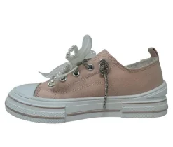 Women's Very G Aman Pearls Sneakers
