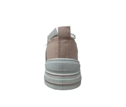 Women's Very G Aman Pearls Sneakers
