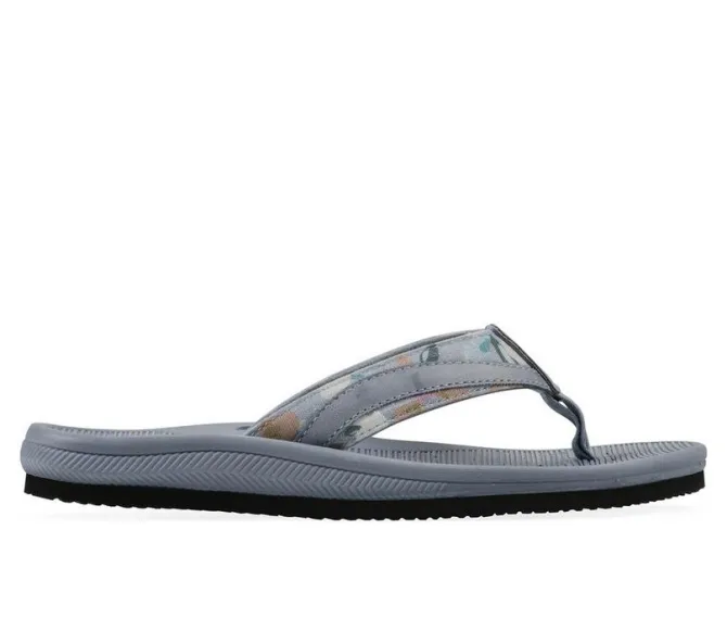 Women's White Mountain Bays Flip-Flops