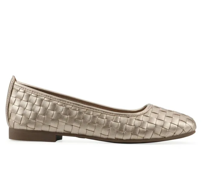 Women's White Mountain Boccie Flats