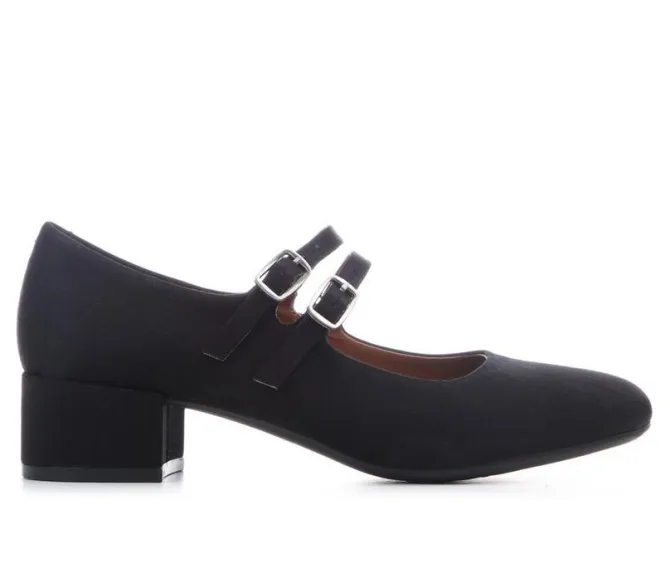Women's White Mountain Courts Pumps