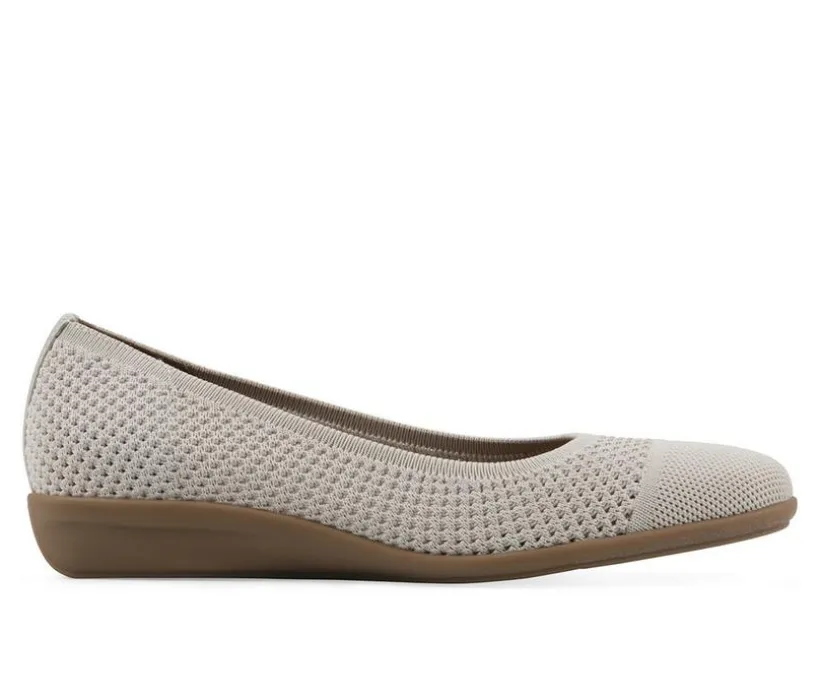 Women's White Mountain Florian Flats