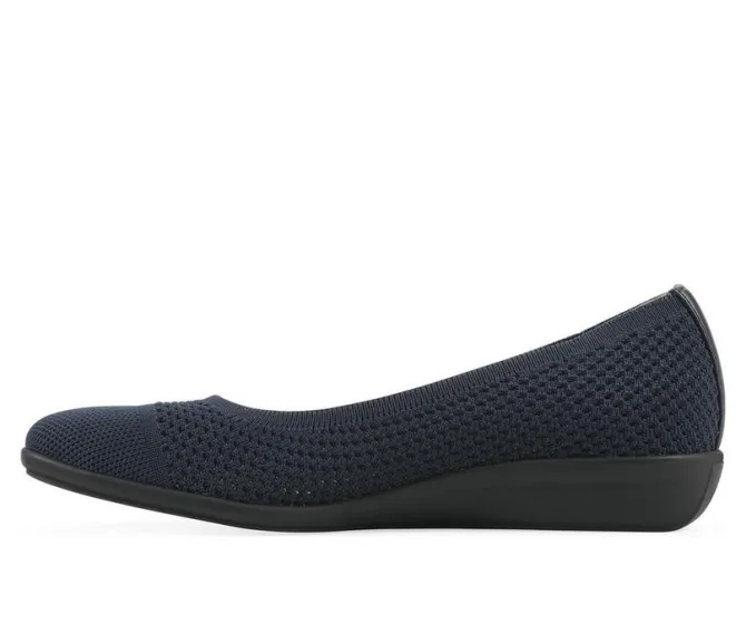 Women's White Mountain Florian Flats