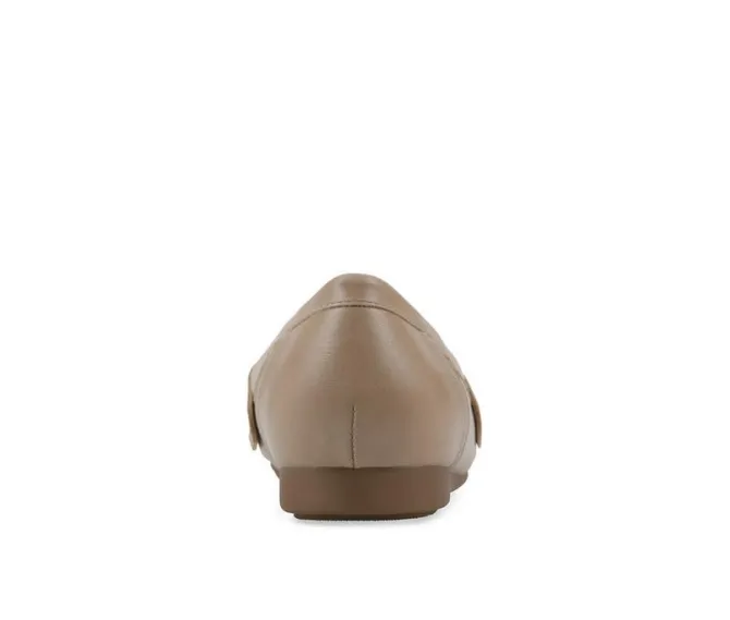Women's White Mountain Wayside Loafers