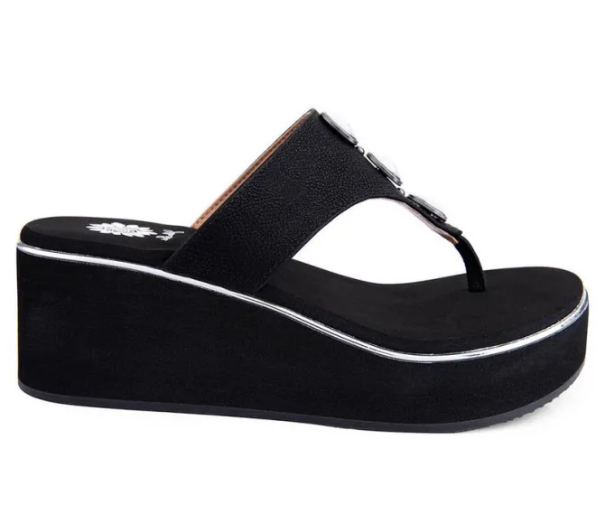 Women's Yellow Box Daize Flip-Flops